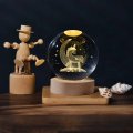 Miniatura Kula Kryształowa 3D – Astronauta, Planety i Układ Słoneczny z Podświetleniem LED